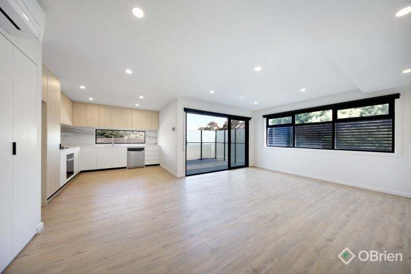 103/21 EBDALE ST, FRANKSTON, VIC 3199