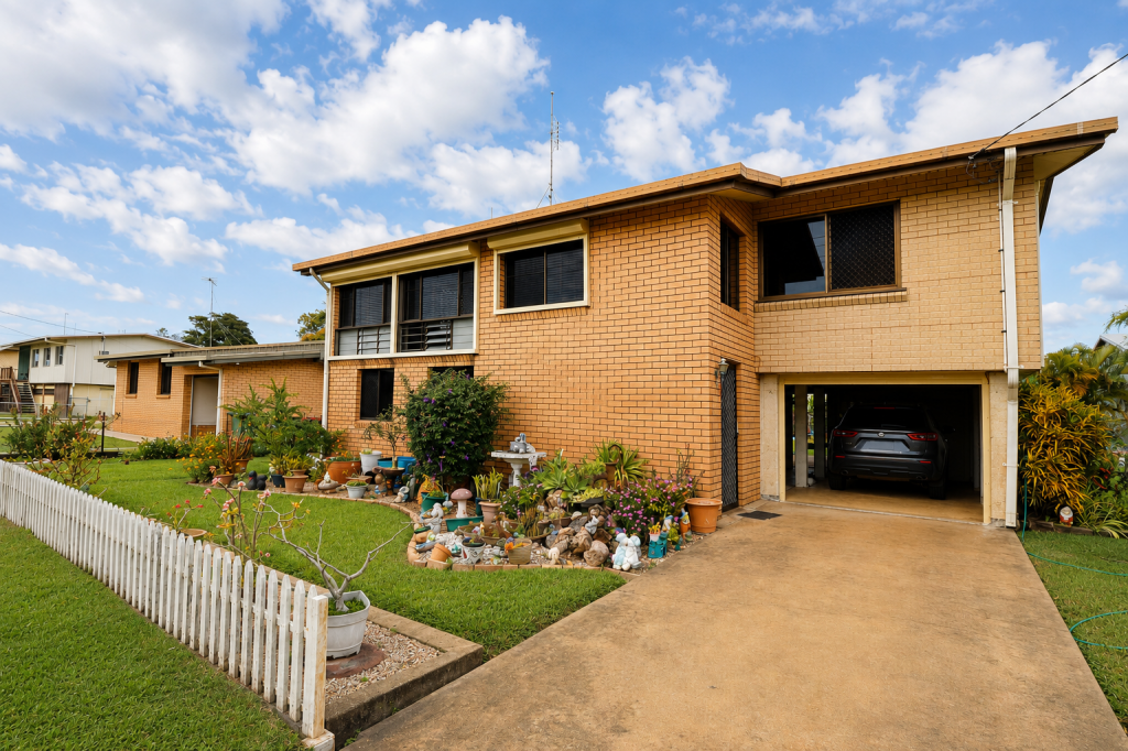 15 Mcintyre St, Ayr, QLD 4807