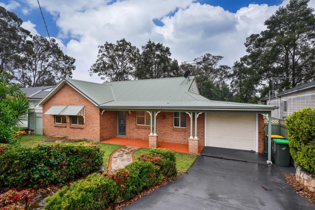 15 Booker Rd, Hawkesbury Heights, NSW 2777