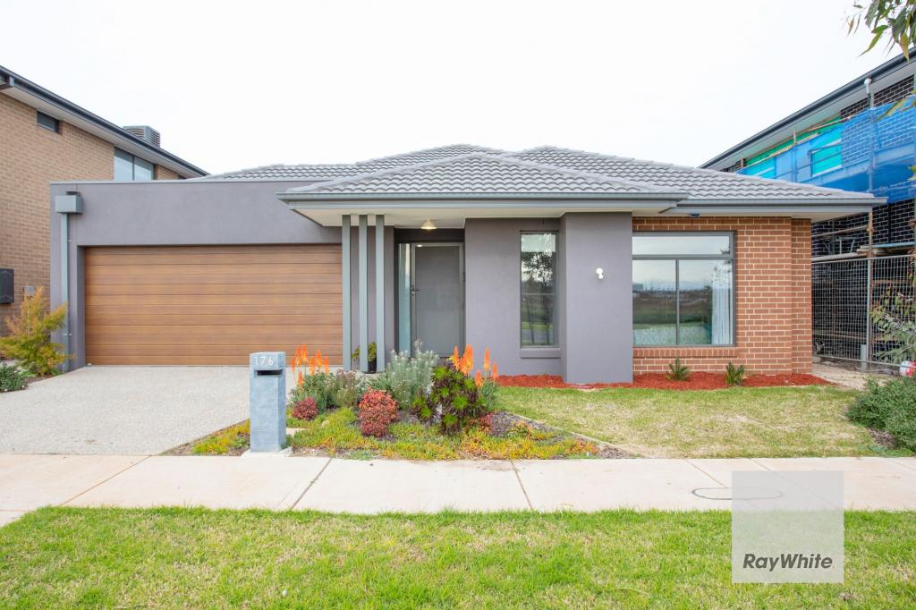 176 FRONTIER AVE, AINTREE, VIC 3336