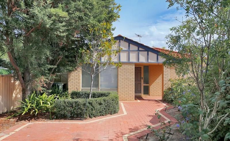 7a Moyle Pl, Hillarys, WA 6025