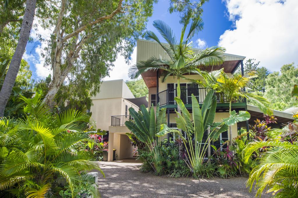 1/3 Boulder Ct, Nelly Bay, QLD 4819