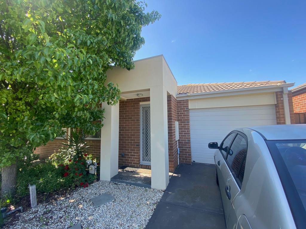 2/8 Flower Gum Cres, Tarneit, VIC 3029