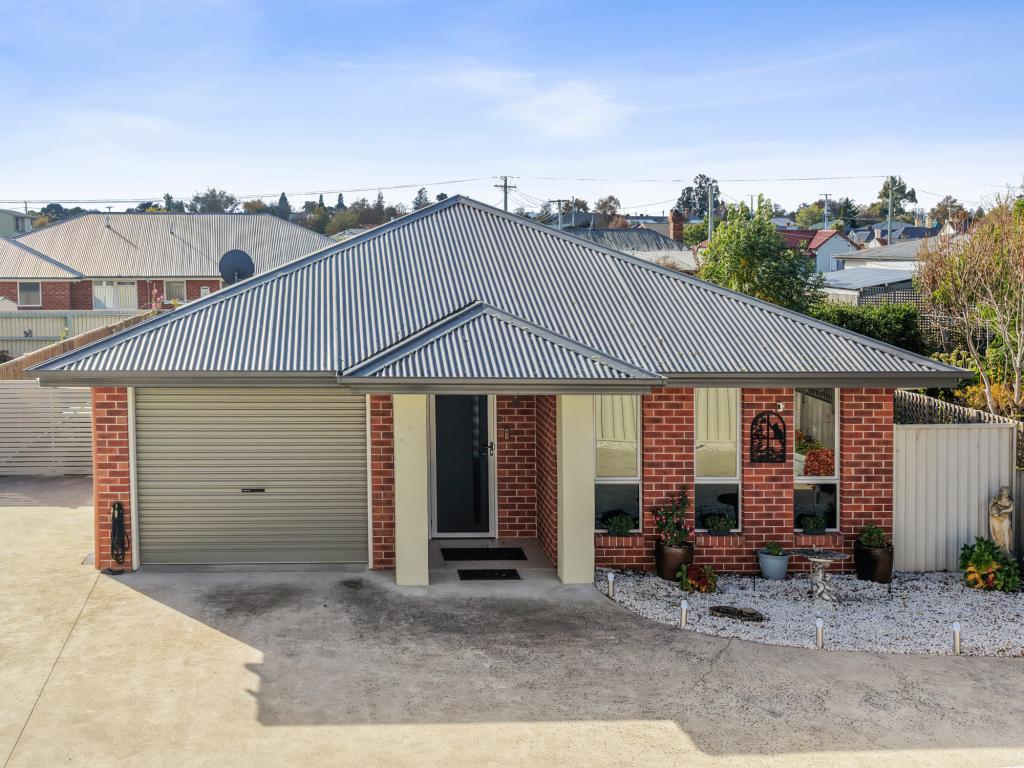 2/29b Pakenham St, Longford, TAS 7301