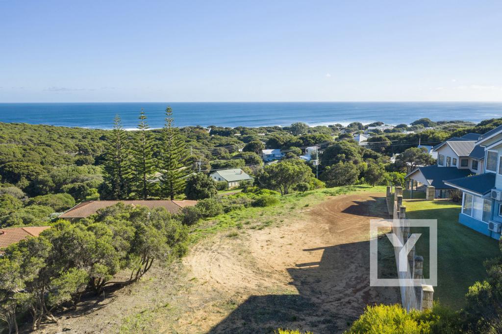 7 Wardanup Cres, Yallingup, WA 6282