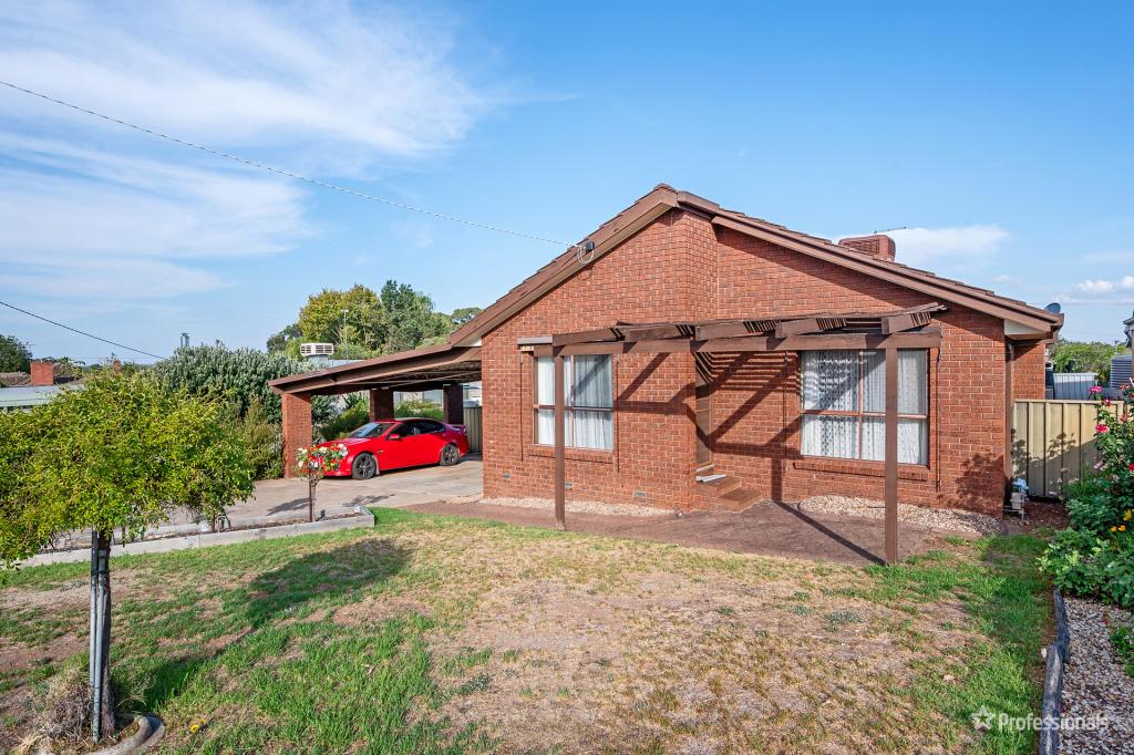 118 Brassey St, Maryborough, VIC 3465