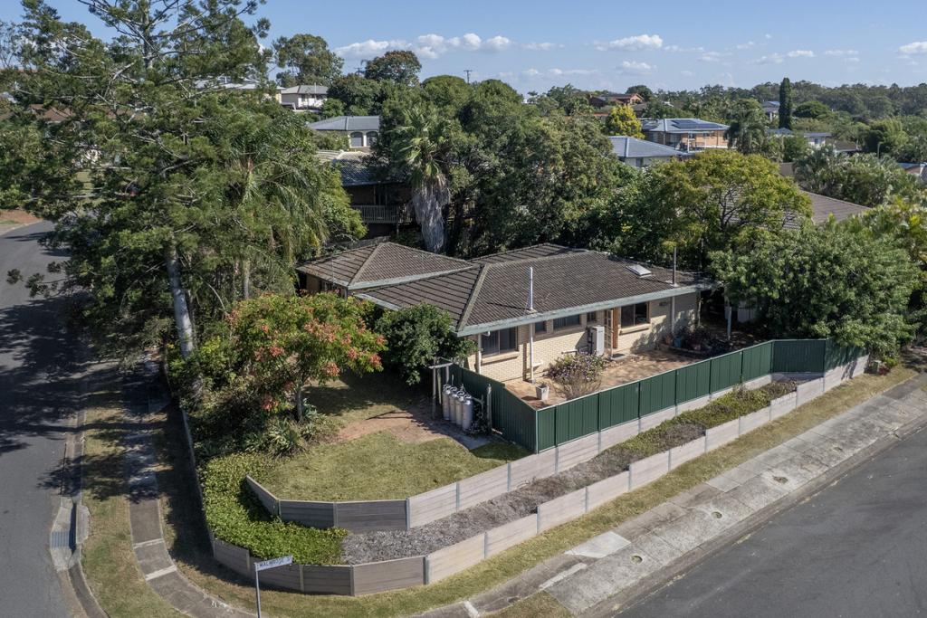 110 Garie St, Wishart, QLD 4122