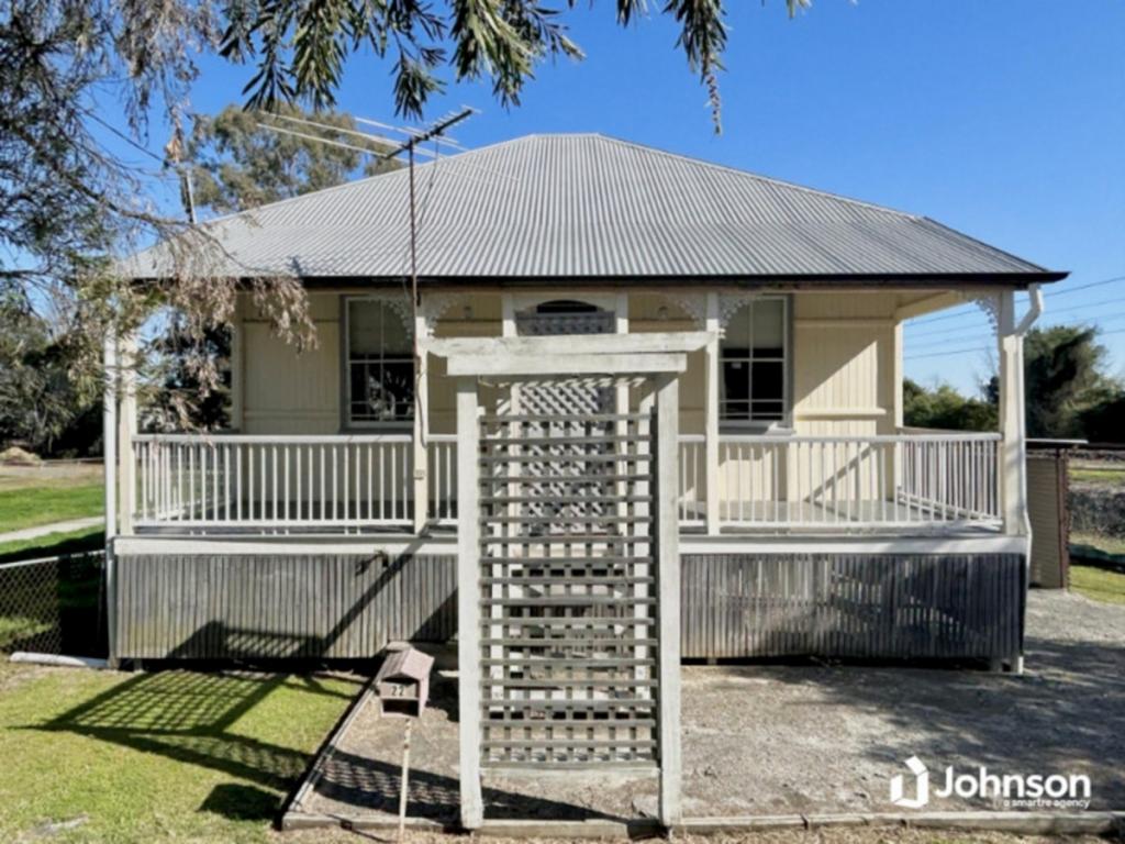 22 Tongue St, East Ipswich, QLD 4305