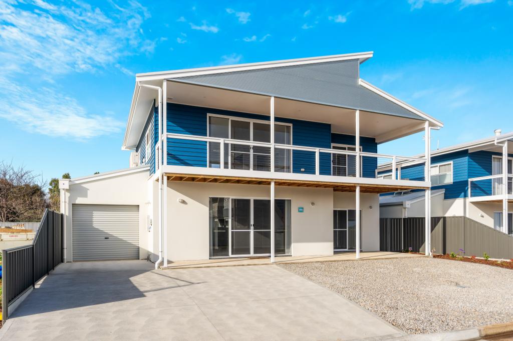 2/4 Seaview St, Aldinga Beach, SA 5173