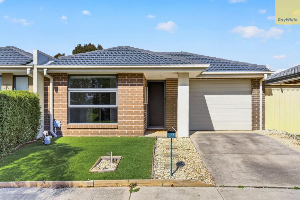 1/8 ASHTON CCT, HARKNESS, VIC 3337