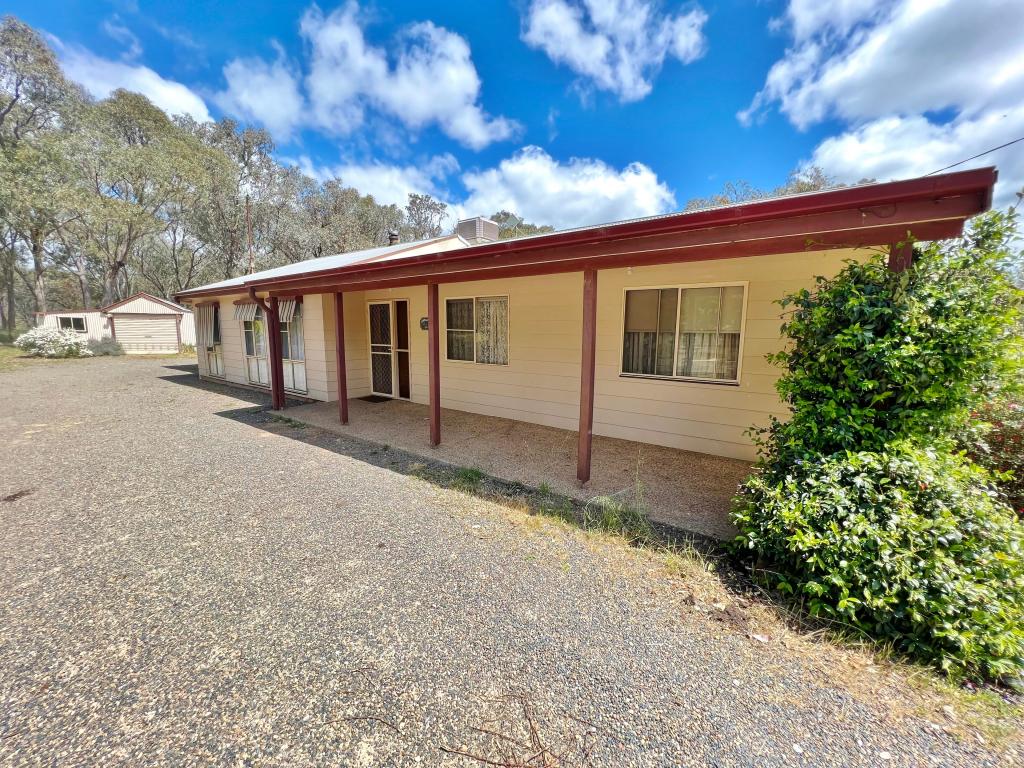 1 Skeeterville Rd, Young, NSW 2594