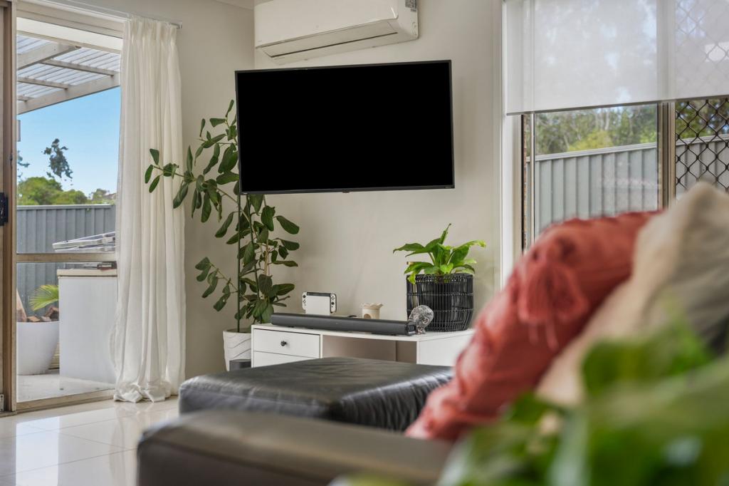 1/2 Parkridge Dr, Molendinar, QLD 4214