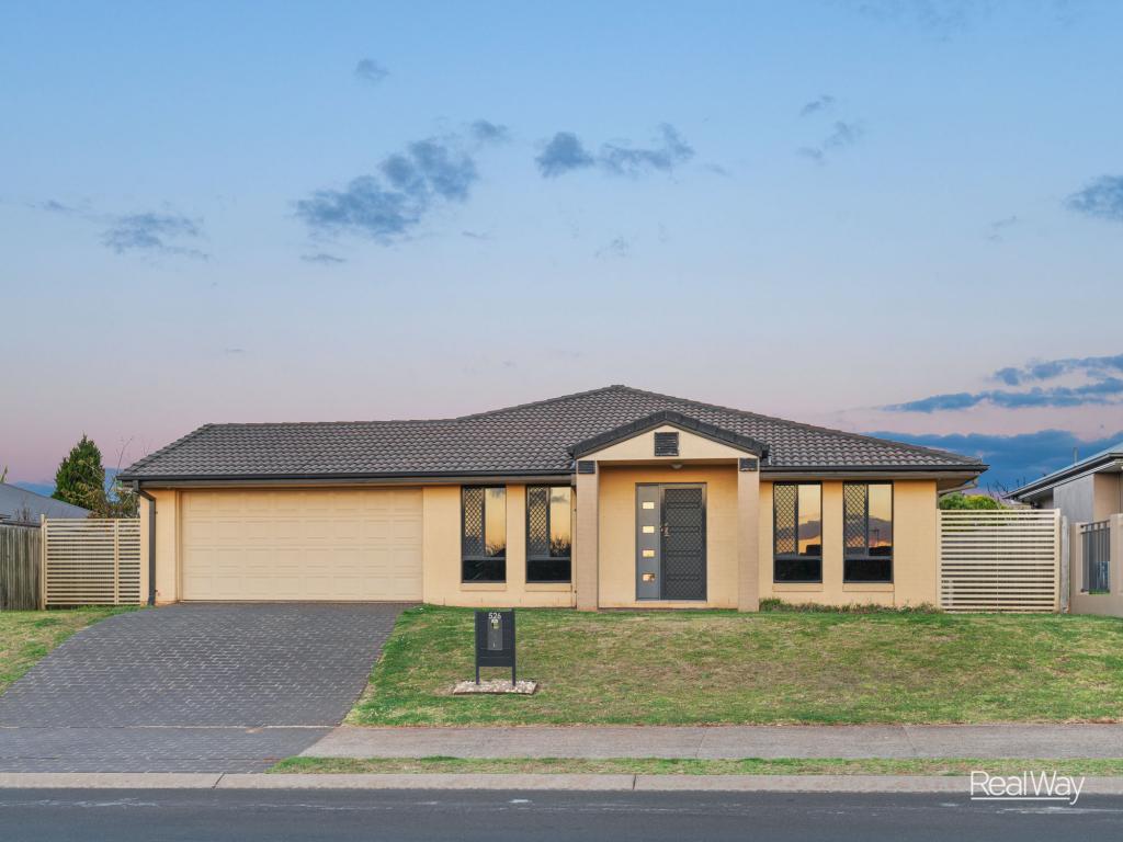 526 Hume St, Middle Ridge, QLD 4350