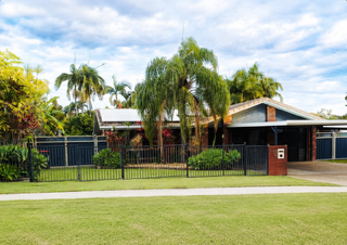 27 Oshanesy St, Koongal, QLD 4701