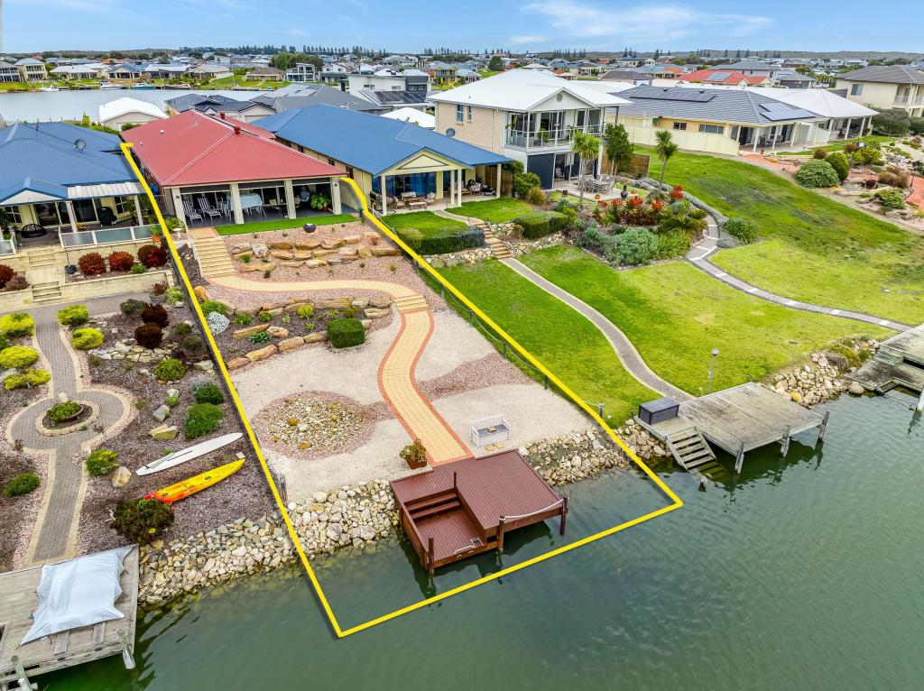 74 Britannia Pde, Hindmarsh Island, SA 5214