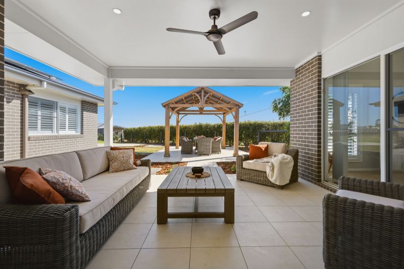 8 Estelle St, Highfields, QLD 4352