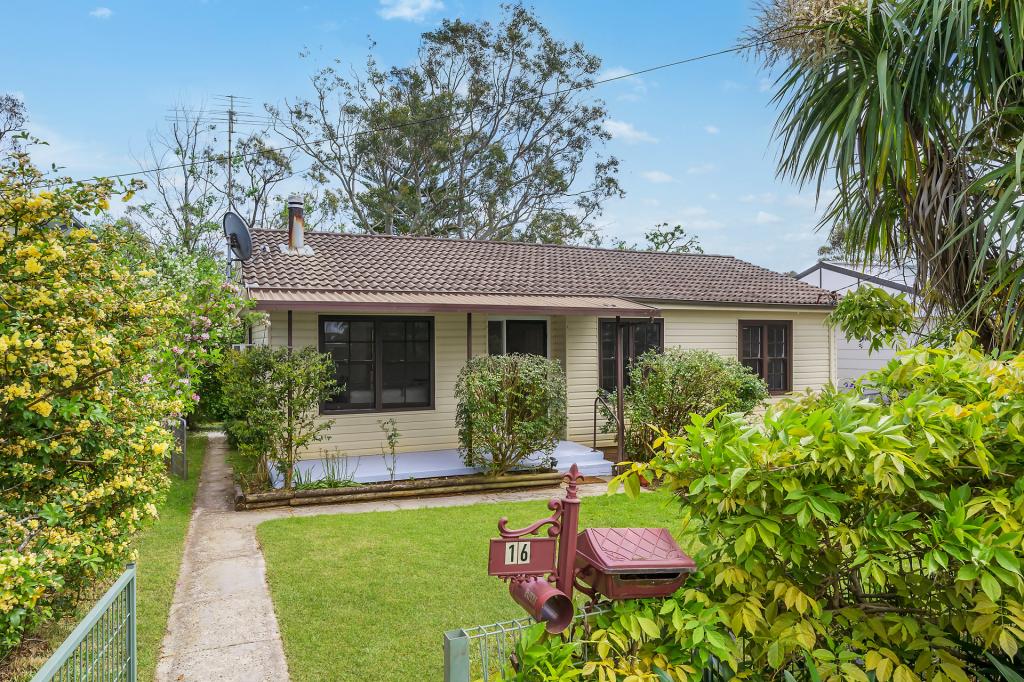 16 Hilltop Ave, Hazelbrook, NSW 2779