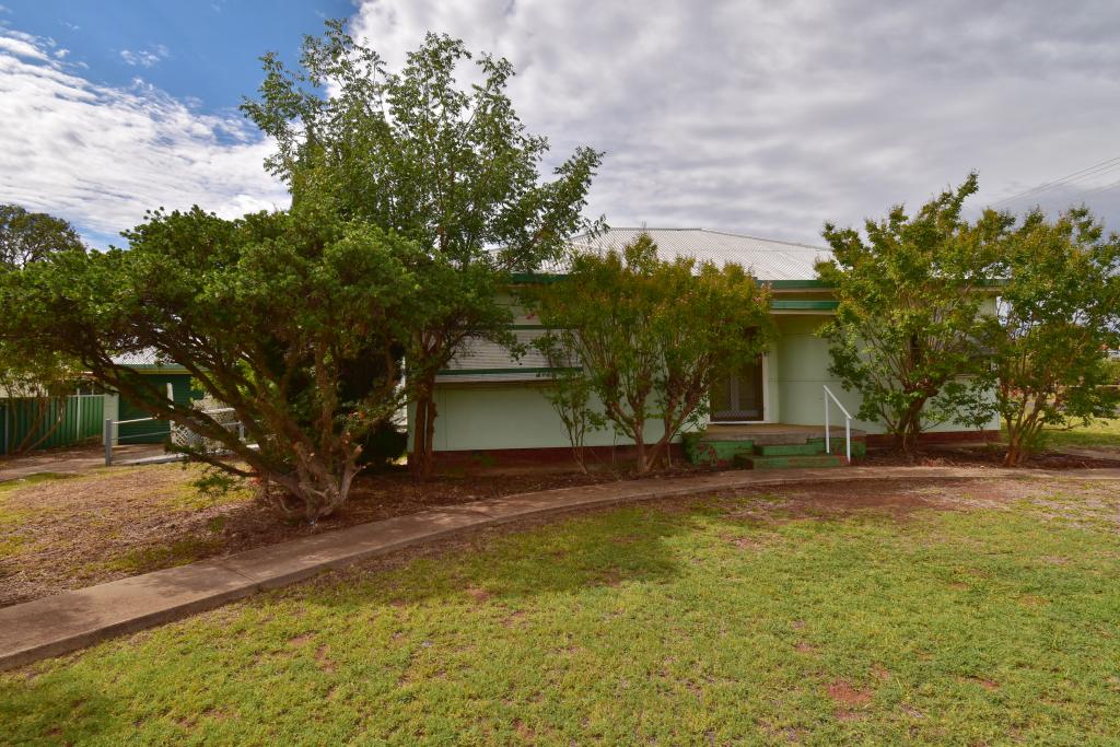 46-48 Thornton St, Wellington, NSW 2820