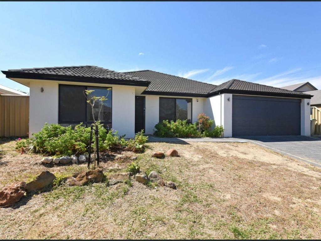 26 Eastwall Pkwy, Butler, WA 6036