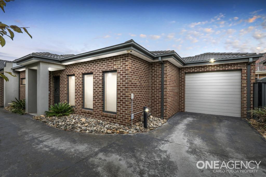 2/27 Ainsworth St, Sunshine West, VIC 3020