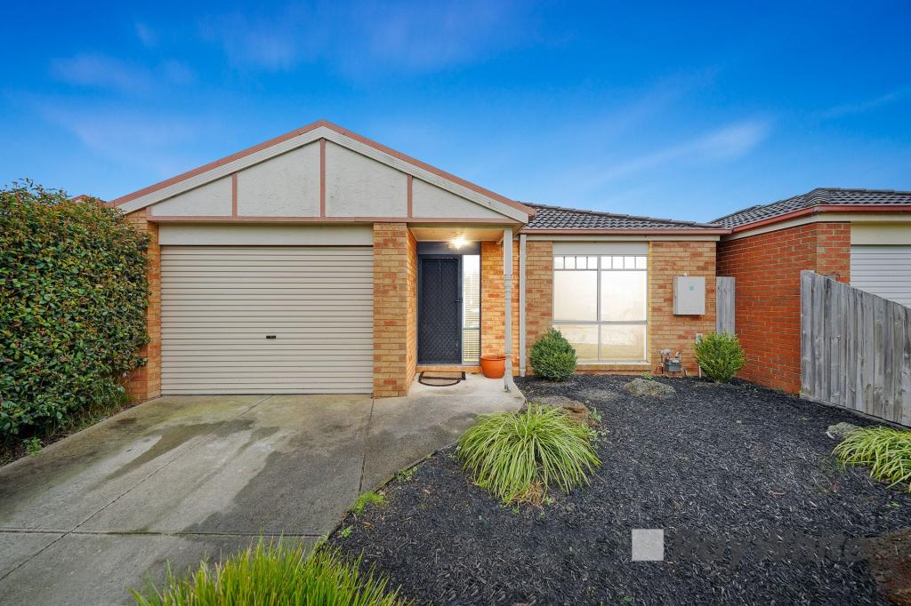 8 Heidi Ct, Pakenham, VIC 3810