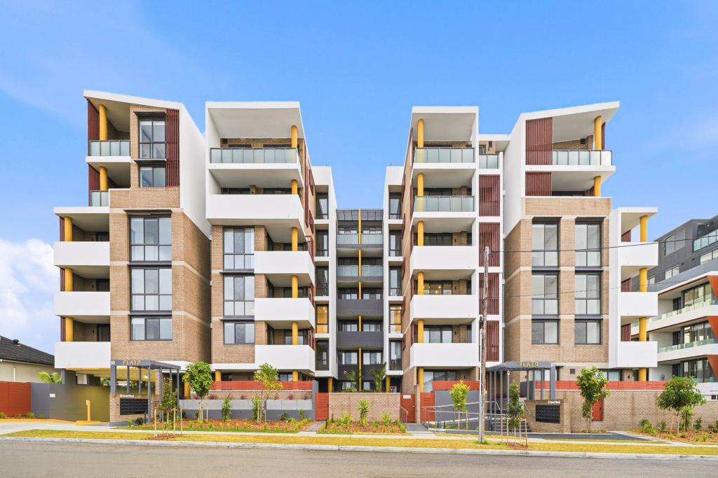 2 Bedroom Units/27-33 Ascot St, Canley Heights, NSW 2166