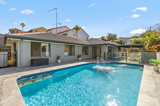 8 Uniacke Dr, Banora Point, NSW 2486