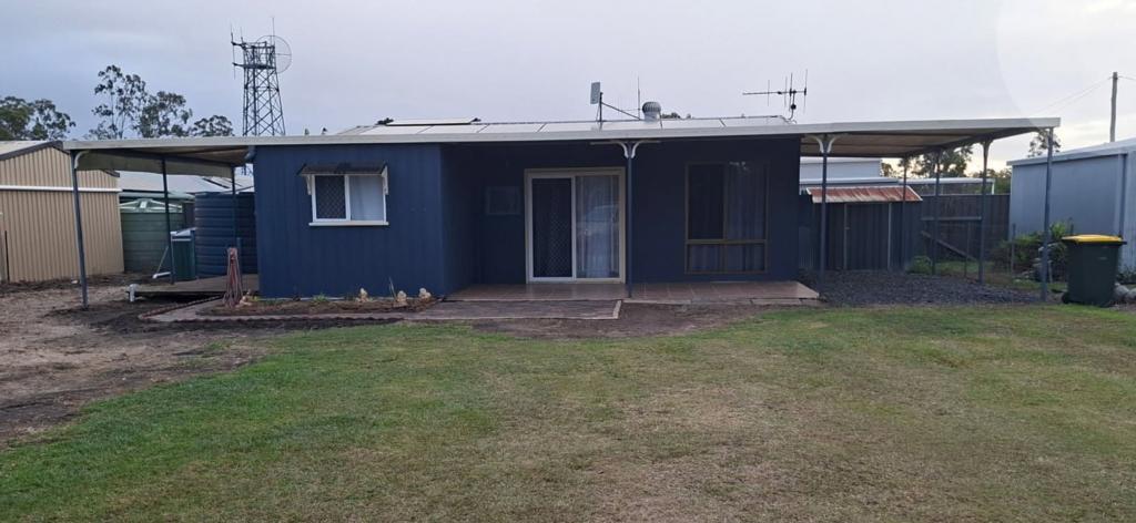 5 Gregory St, Buxton, QLD 4660