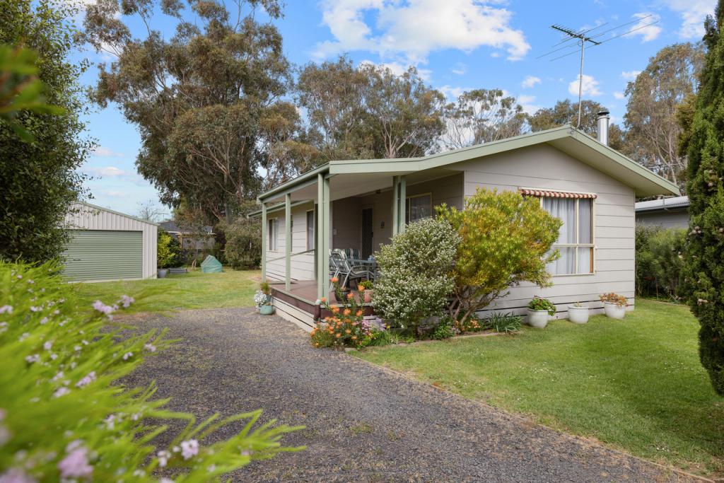 9 Seal Ct, Cowes, VIC 3922