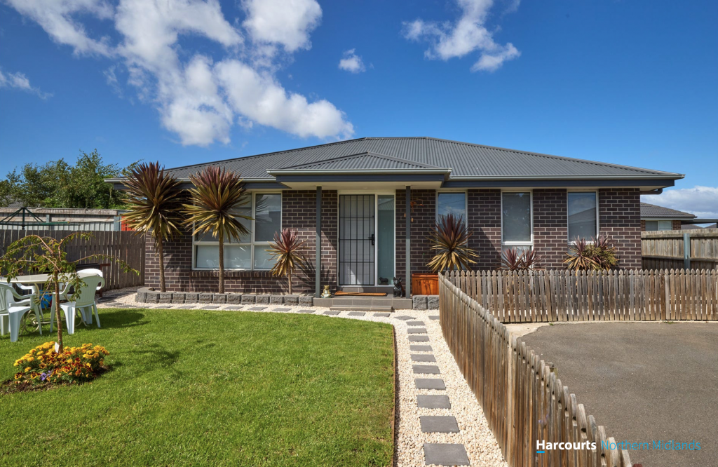 2/63 Malcombe St, Longford, TAS 7301