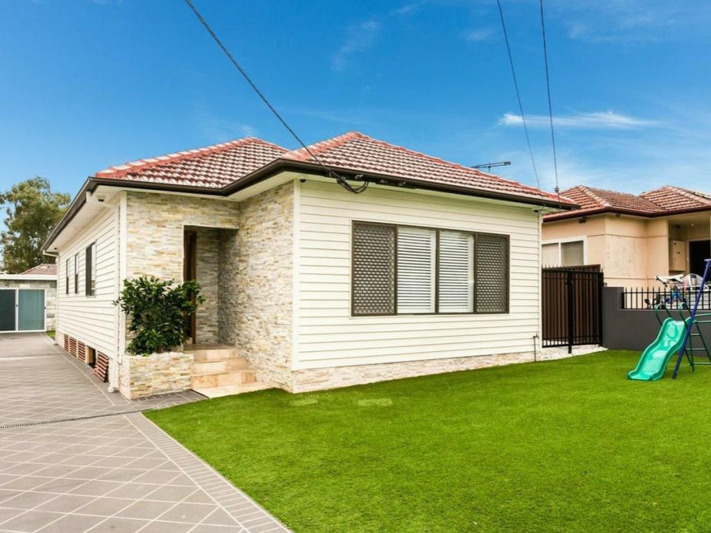 45 Rangers Rd, Yagoona, NSW 2199