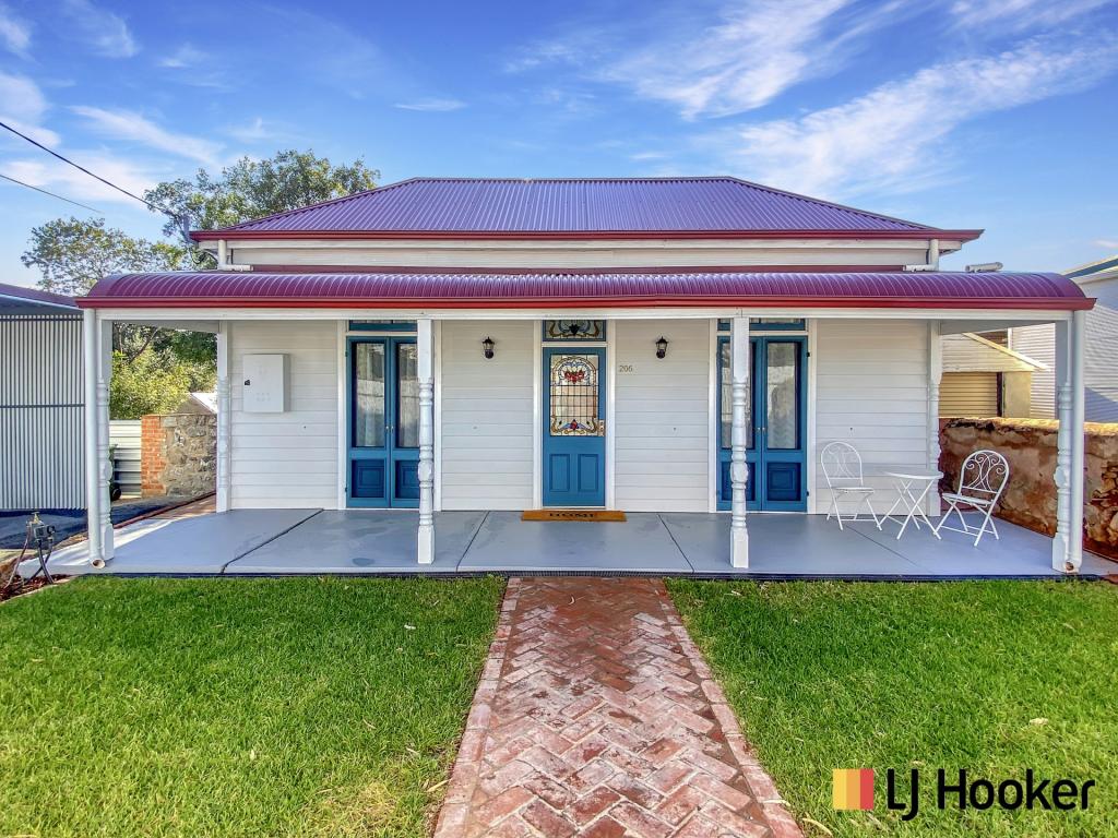 206 Carbon St, Broken Hill, NSW 2880