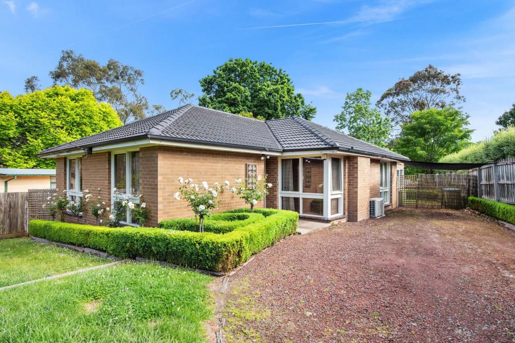30 Berry Rd, Bayswater North, VIC 3153