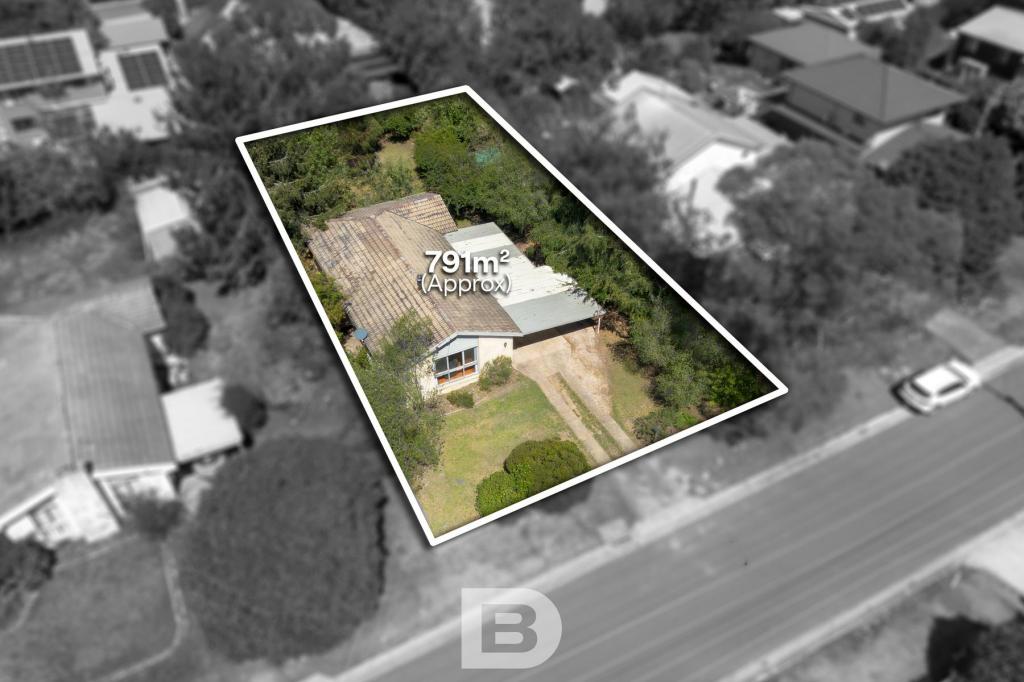 22 Anne Rd, Woodend, VIC 3442