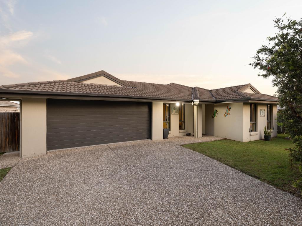 28 Brigid Bvd, Augustine Heights, QLD 4300