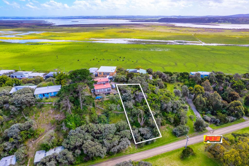 76 Landscape Dr, Venus Bay, VIC 3956