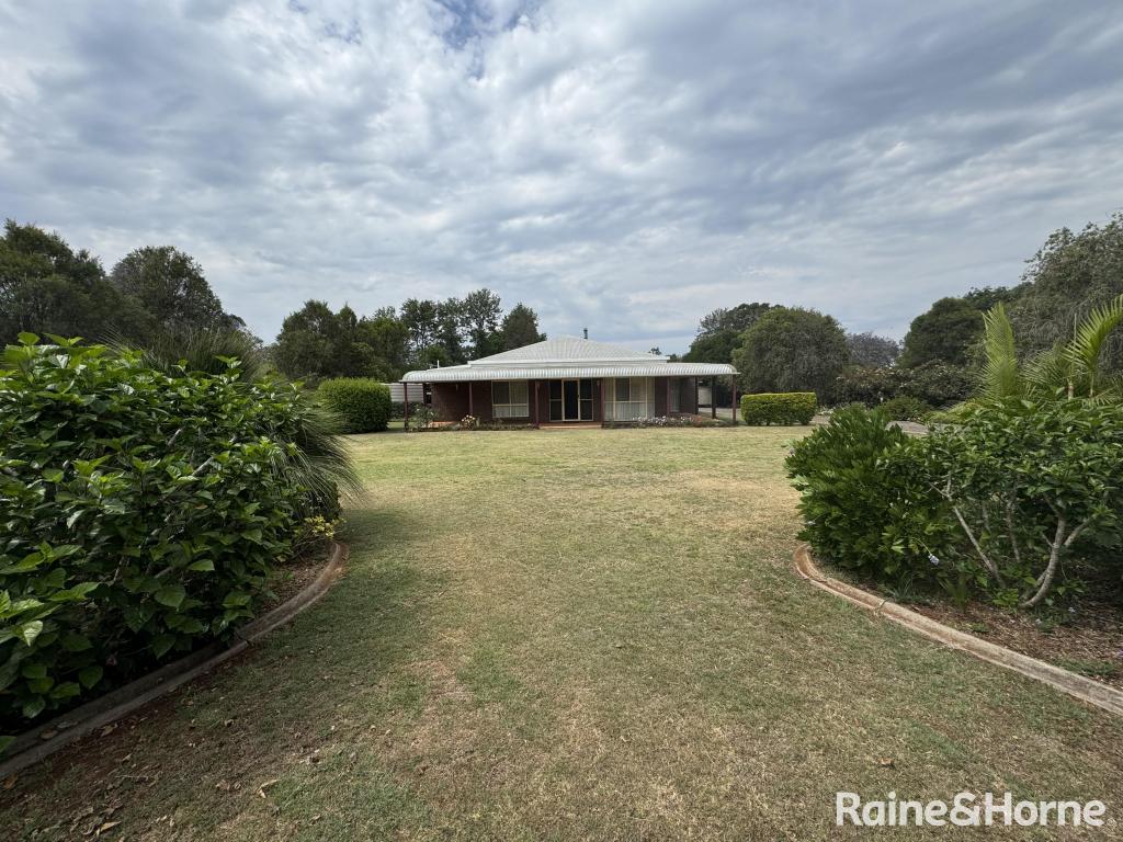 7 Grant Ave, Kingaroy, QLD 4610