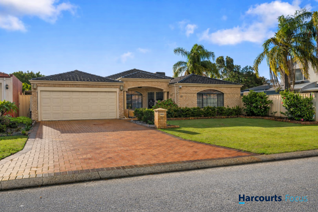 10 WELBECK RD, CANNING VALE, WA 6155