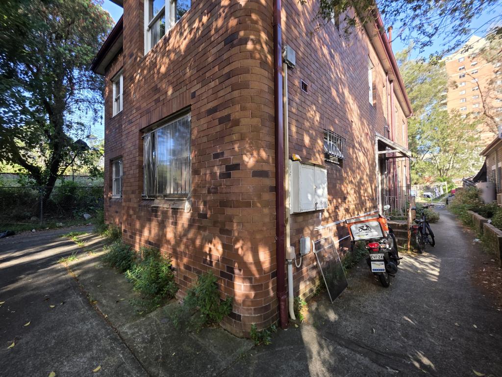 2/2 Pilgrim Ave, Strathfield, NSW 2135