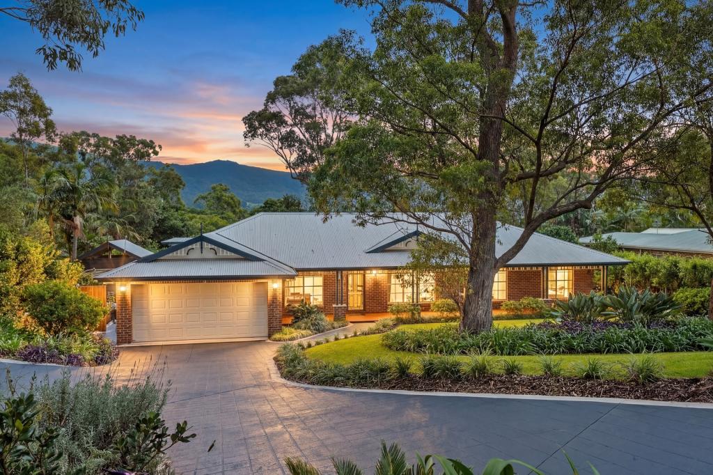 36 Mundoonen Cres, Horsley, NSW 2530