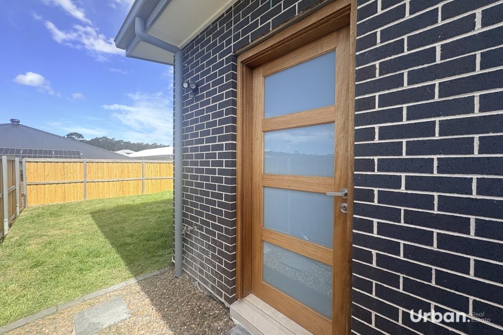 2/12 Tau Way, Chisholm, NSW 2322