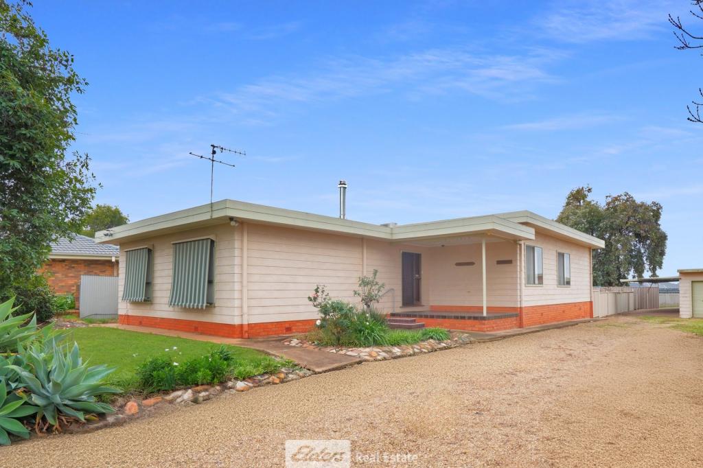 11 DUFF PL, GRIFFITH, NSW 2680