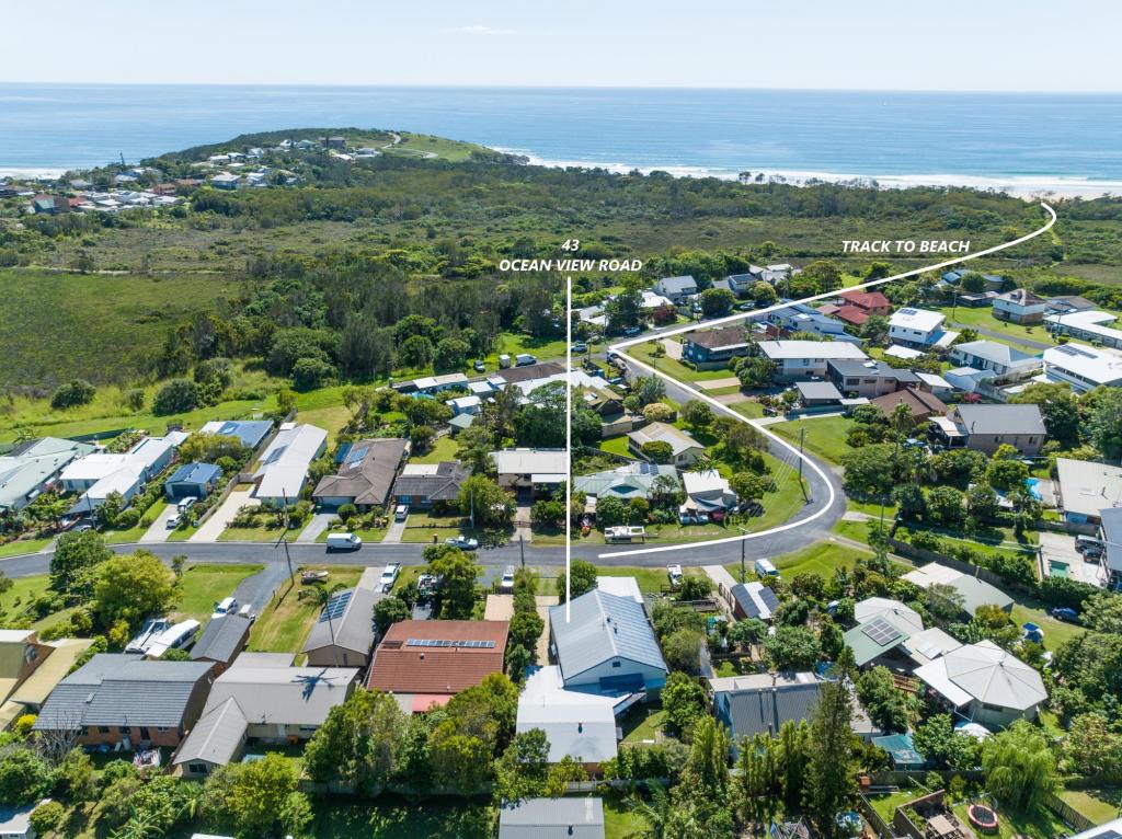 43 Ocean View Rd, Arrawarra Headland, NSW 2456