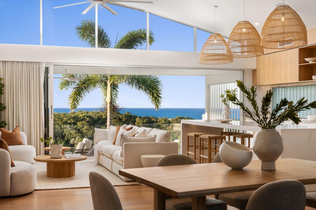 54 Tantula Rd E, Alexandra Headland, QLD 4572