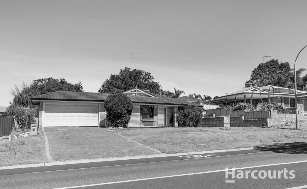 26 Casuarina Dr, Halls Head, WA 6210