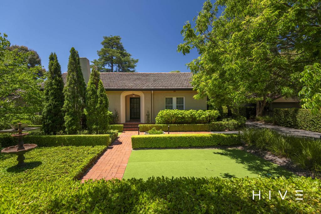 25 Geerilong Gdns, Reid, ACT 2612