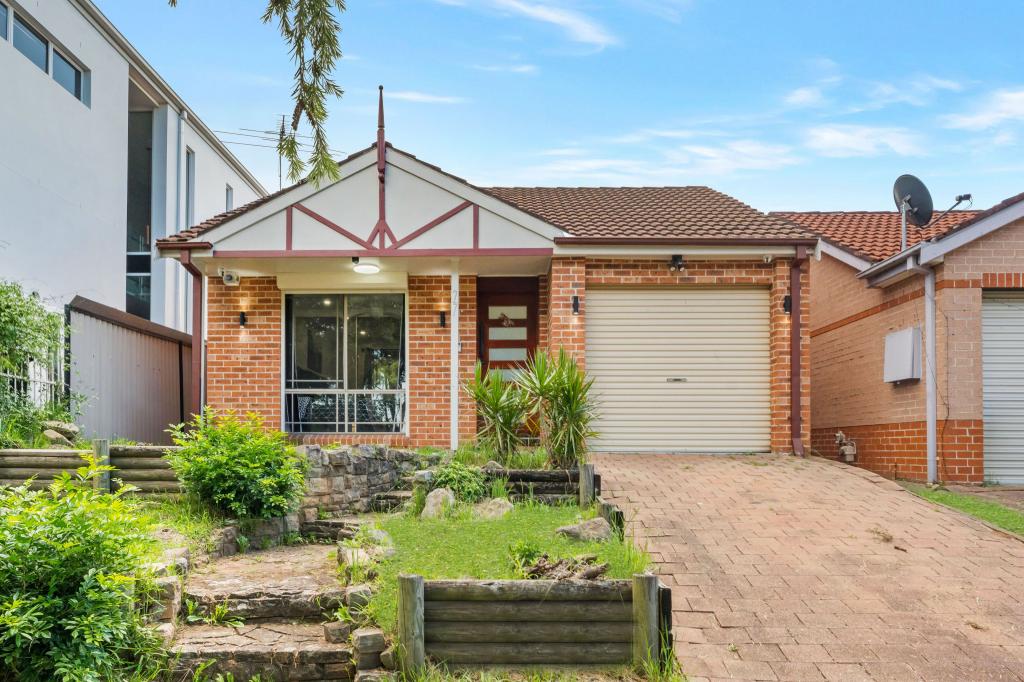 27 Sparrow Lane, Green Valley, NSW 2168