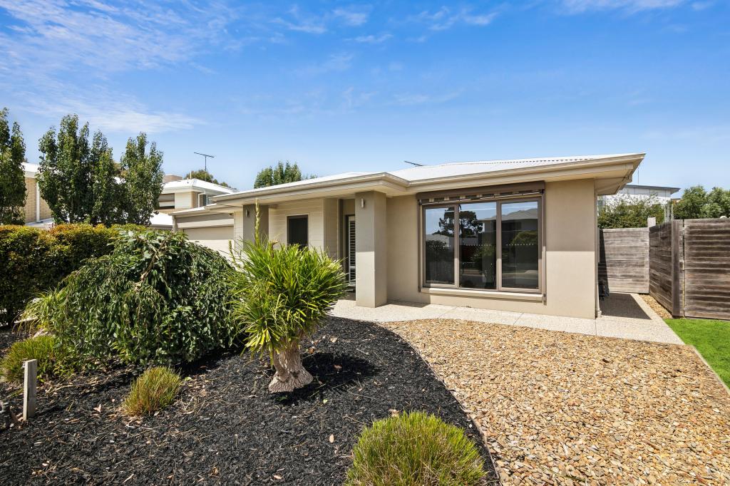 32 Longshore St, Torquay, VIC 3228