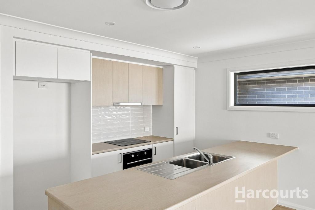 4 Wungul Dr, Nikenbah, QLD 4655