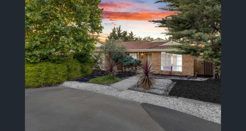 10 Gould Walk, Truganina, VIC 3029